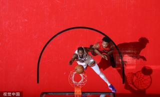 拼尽全力并 拼尽全力并